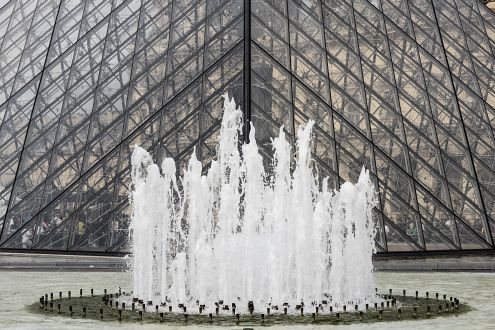 Bild "Paris_Louvre1_01.jpg"