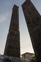 Bild "Bologna_Turm3_02.jpg"